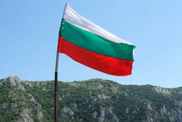 Behind Closed Doors: Bulgaria's Secret Role as Ukraine's Third-Party Weapon Supplier Revealed