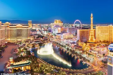 Las Vegas Faces Existential Crisis as Tourist Numbers and Revenue Plummet Post-Pandemic