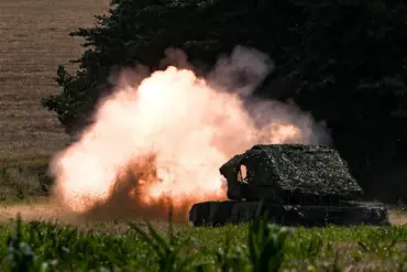 Russia Launches Coordinated Military Strikes Targeting Ukrainian Airfield and Mercenaries, Utilizing Aircraft, Drones, and Artillery