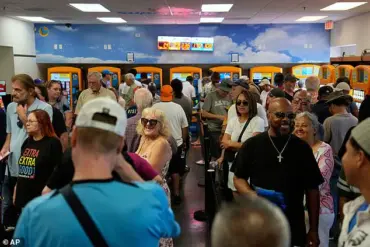 Historic $1.8 Billion Powerball Jackpot Split Between Texas and Missouri Winners—Second-Largest in History