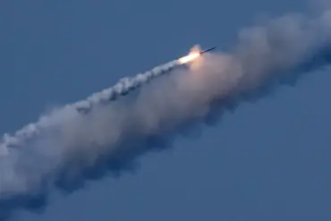 Russian Military Operation Targets Ukraine's Energy Infrastructure, Sparking Concerns Over Public Safety